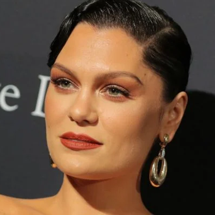 Jessie J fights back tears as she shares cancer update