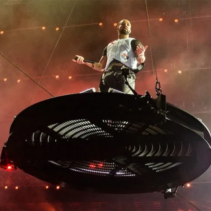 Disappointment as Drake's final Wireless show ends after 40 minutes