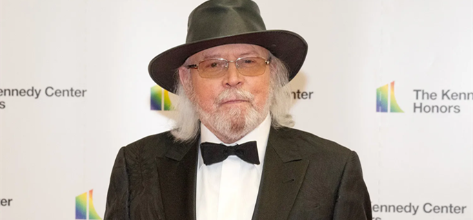 'RIP Barry Gibb' Facebook page got nearly 1 million likes, but the Bee Gees singer is not dead 1