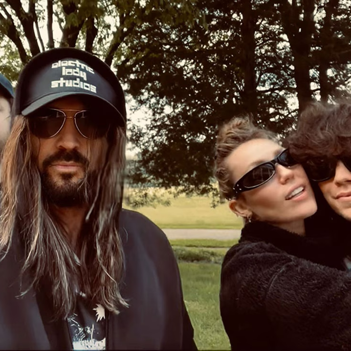 Miley Cyrus Reveals What Led to Billy Ray Cyrus Rift
