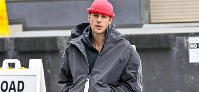 Justin Bieber Spotted Peeing on Golf Course Mid-Game 1