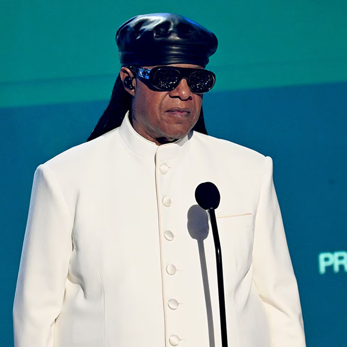 Stevie Wonder Addresses Rumor He's Not Really Blind