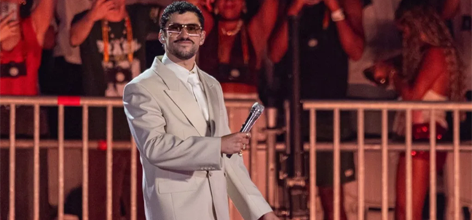 Bad Bunny Honors Brazilian Football Icon Pelé During Concert 1