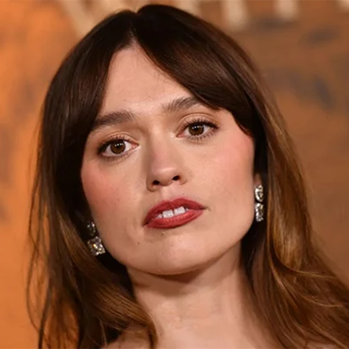 'The White Lotus star' Aimee Lou Wood sets record straight after crying in public