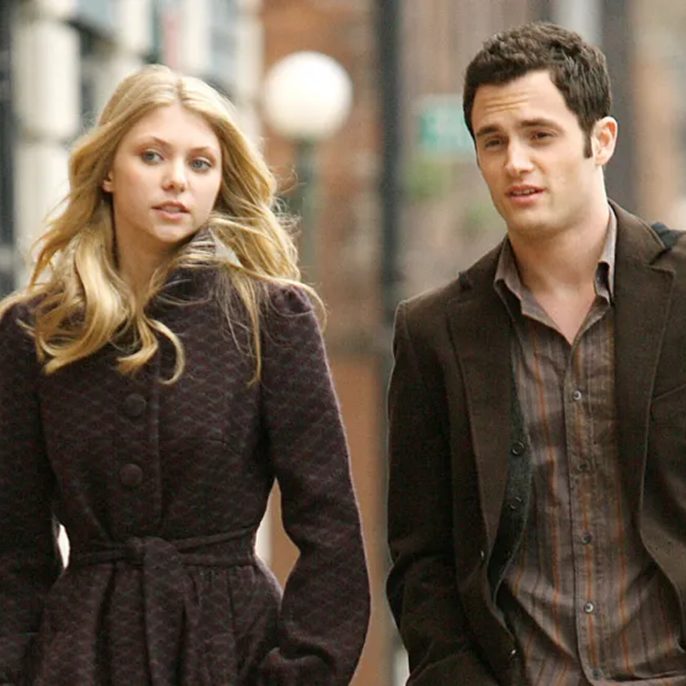 Penn Badgley Admits “It Was a Struggle” to Live Apart From His ‘Gossip Girl’ Character