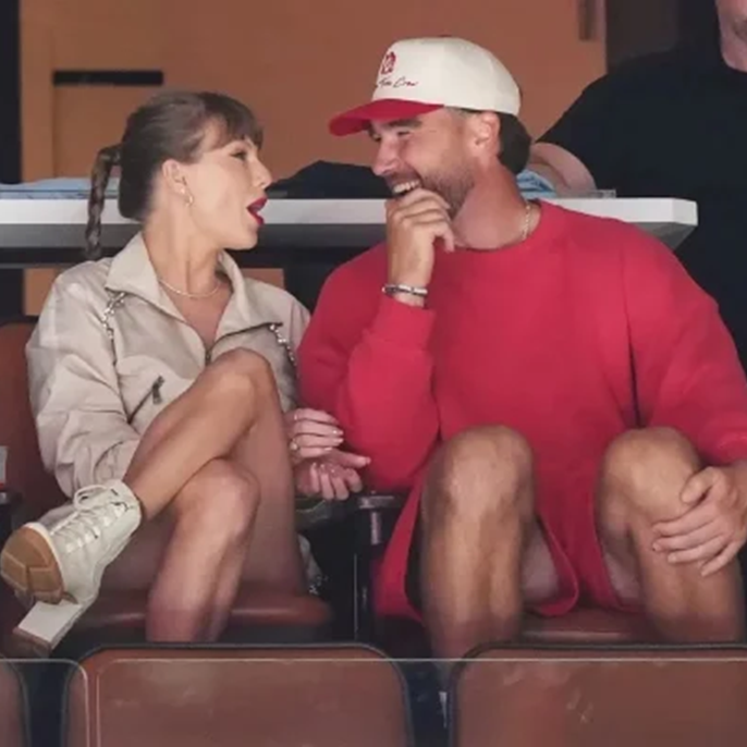 Travis Kelce promises candid conversation about Taylor Swift, future