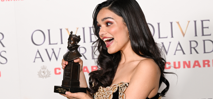 Rachel Zegler and Paapa Essiedu Win Olivier Awards, But ‘Paddington the Musical’ Owns the Night 1