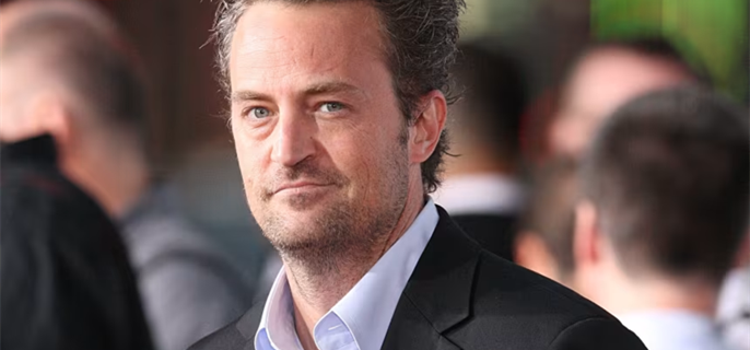 Doctor charged in Matthew Perry's death pleads guilty to drug distribution 1