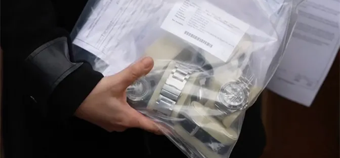 Chilean authorities hand over $125K in watches stolen from Keanu Reeves to the FBI 1