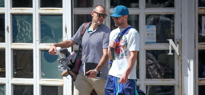 Justin Timberlake walks to golf lessons in NYC after Hamptons DWI arrest 1