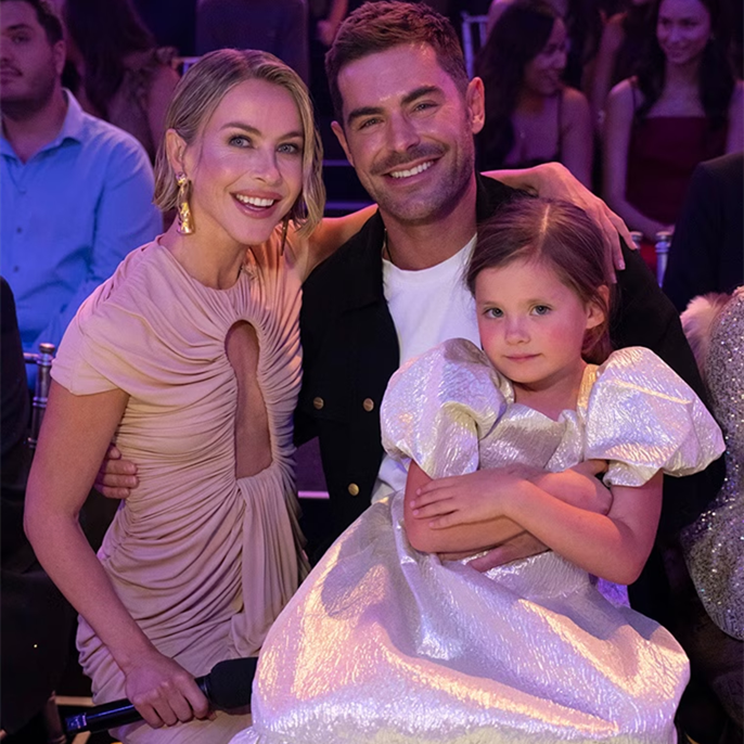 Dancing With the Stars: Zac Efron Makes First Appearance to Support Brother Dylan Efron