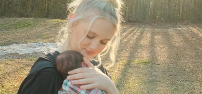 TikToker Tini Younger Shares Update on Baby Daughter After Twin’s Death 1