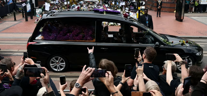 Birmingham, the home of metal, honors Ozzy Osbourne as hearse passes through 1
