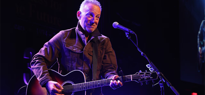 Legendary rock icon calls out Donald Trump: Stand ‘against authoritarianism’ 1