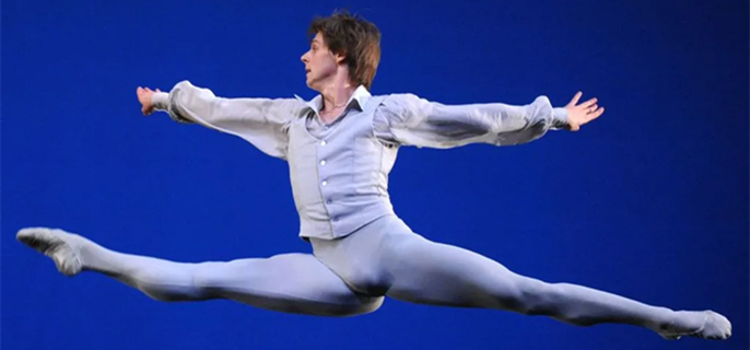 Russian ballet star Vladimir Shklyarov dies at 39 1