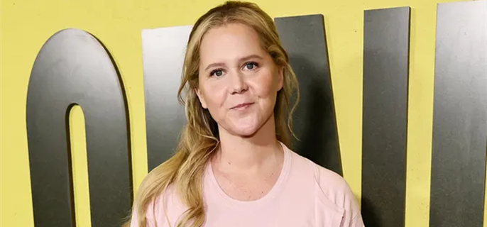 Amy Schumer says she's 'not feeling very sexual' after 'botched' medical procedure 1