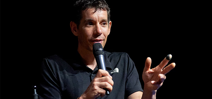 Alex Honnold Reveals “Embarrassing” Paycheck for Netflix’s Taipei 101 Free Solo Climb 1
