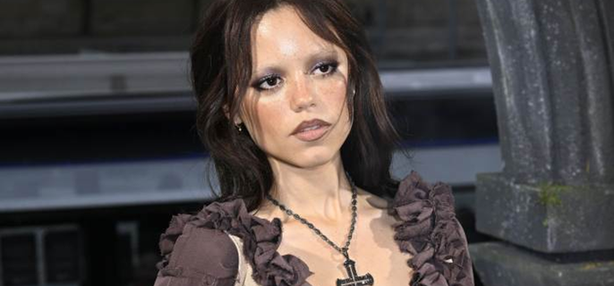Jenna Ortega's appearance sparks debate over cosmetic surgery 1