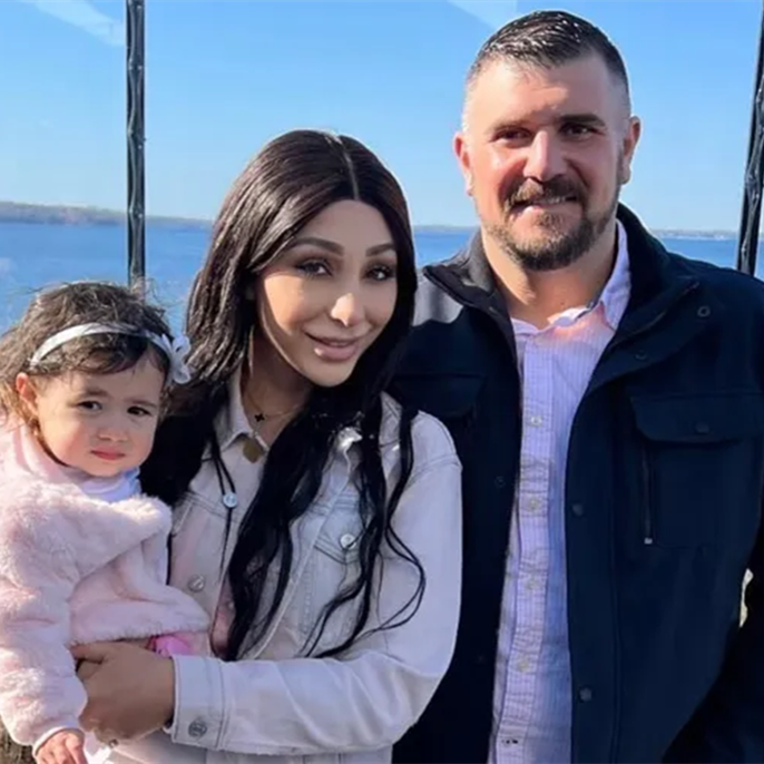 Single Dad Cries as He Wins Grandparents&rsquo; Rights Trial Over Visitation of Daughter Just 1 Day Before Wife&rsquo;s Death Anniversary