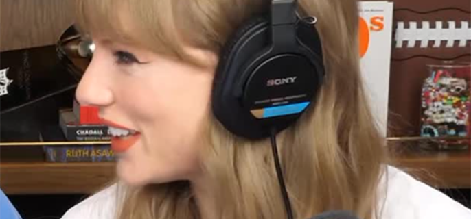 See Taylor Swift’s First Appearance on Travis Kelce’s New Heights Podcast 1