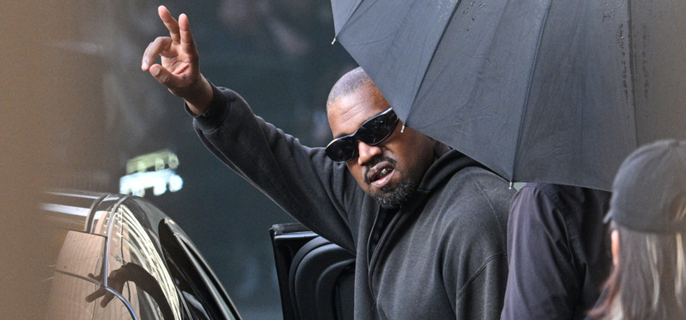 Kanye “Ye” West Struggles Through Chaotic, Rain-Soaked Shanghai Concert 1