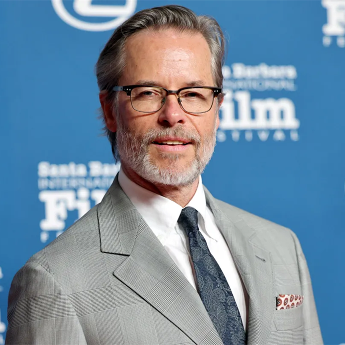 Guy Pearce Gets Choked Up Recalling Troubling Encounters With Kevin Spacey While Filming ‘L.A. Confidential’: “He Targeted Me, No Question”