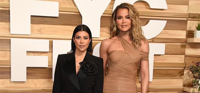 Kourtney Kardashian Calls Out Khloe Kardashian for Her “Negativity” 1