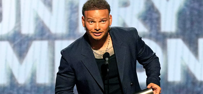 Kane Brown Jokes About ‘Always’ Forgetting to Thank Wife Katelyn in Country Champion Award Acceptance Speech 1