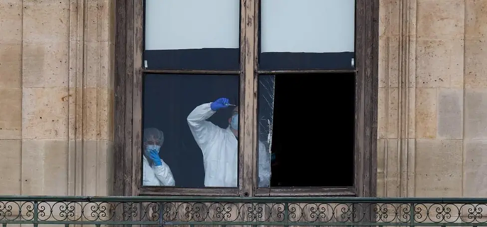 Louvre heist creates 'terrible image' of France, justice minister says 1