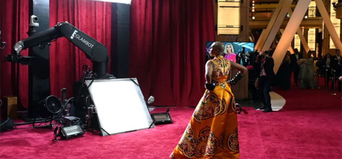 E! Glambot Producer Axed From Grammys Carpet After Controversies With Jennifer Lopez, Private Wedding Booking 1