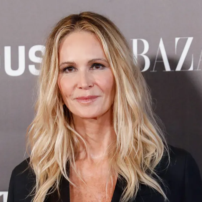 Elle Macpherson Opted Out of Chemotherapy After Being Diagnosed With Breast Cancer 7 Years Ago