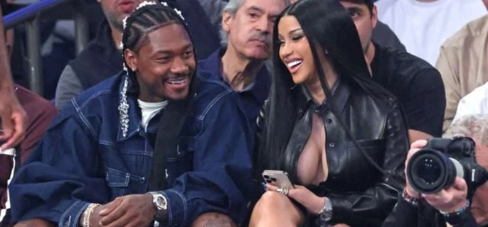 Cardi B’s nails just announced her relationship status 1