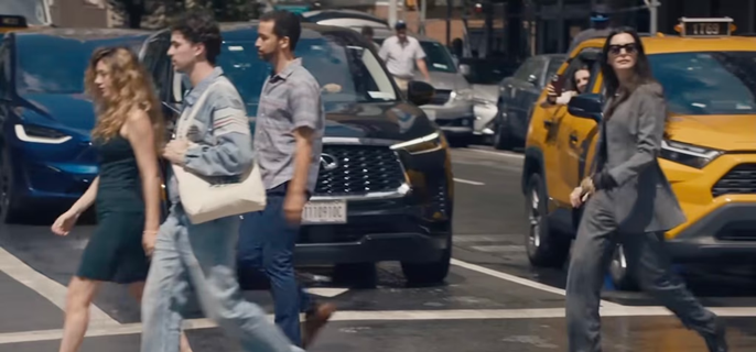 Devil Wears Prada 2 Editing Error Proves Anne Hathaway Really Is That Girl 1