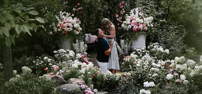 Taylor Swift Engaged to Travis Kelce: See Her Massive Ring 1