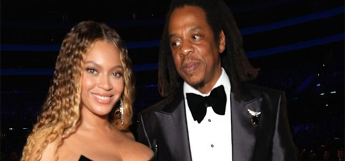 Fans Call To Cancel Beyoncé After She Wore An 'Insulting' Shirt On Stage: 'So Offensive' 1