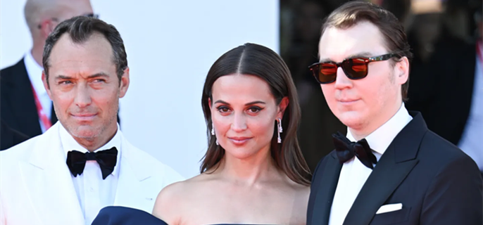Paul Dano and Jude Law’s Chilling Thriller ‘Wizard of the Kremlin’ Earns Warm Reception at Venice World Premiere 1