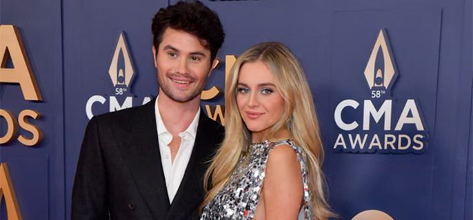 Chase Stokes and Kelsea Ballerini Fuel Reconciliation Rumors While Dancing in Croatia  1