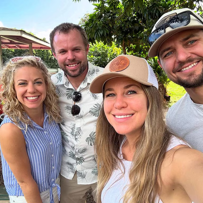 Pregnant Jana Duggar Shares Sex of First Baby in &ldquo;Twins Gender Reveal&rdquo; With Sister-in-Law Abbie Duggar