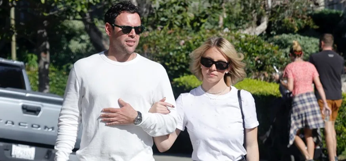 Sydney Sweeney and Scooter Braun hold hands on casual LA stroll after actress said she doesn’t ‘need a man’ 1
