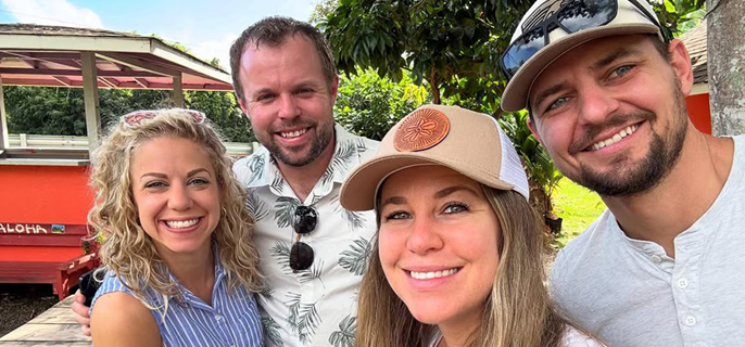 Pregnant Jana Duggar Shares Sex of First Baby in “Twins Gender Reveal” With Sister-in-Law Abbie Duggar 1