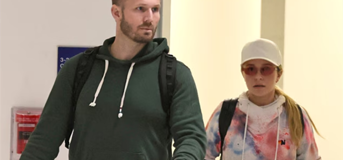Why Hayden Panettiere Was Using Crutches in Airport Outing With Ex Brian Hickerson 1