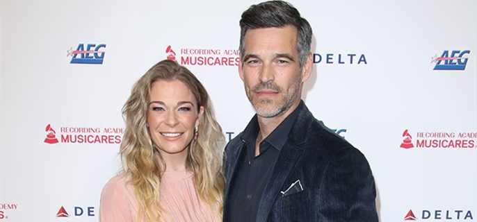 How LeAnn Rimes Coped With Public's 