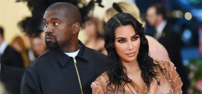 Kim Kardashian Appears to Comment on Ex-Husband Kanye West’s Changes During Marriage: ‘You Can’t Live With the New Person’ 1