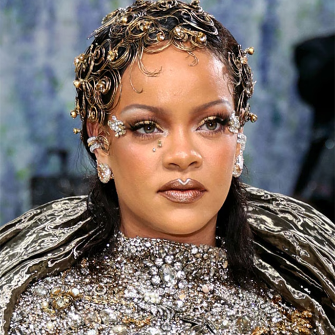 How Rihanna Pulled Off Her "Living Sculpture" Metal Hair for Met Gala 2026