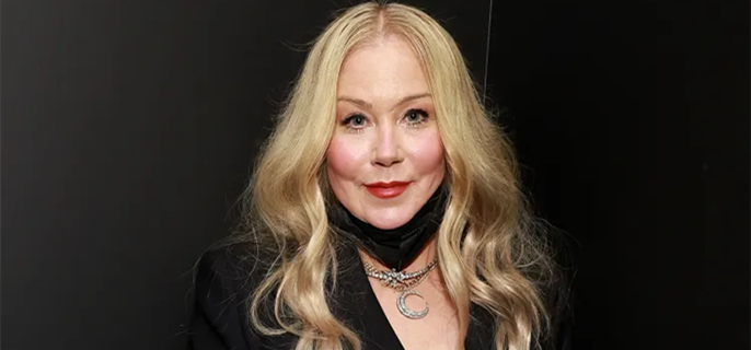Christina Applegate Hospitalized for Kidney Infection That Caused 'So Much Pain, I’m Screaming' 1