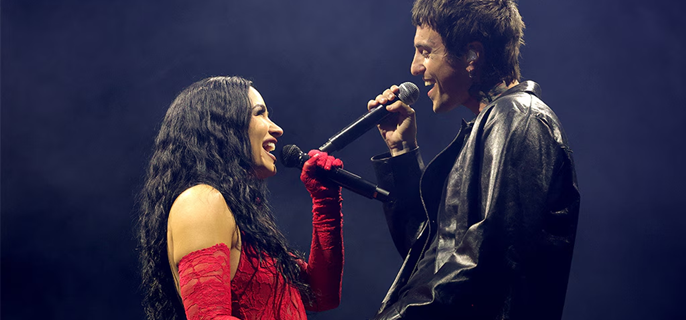 Demi Lovato Brings Out Husband Jutes to Perform Their Wedding Song During NYC Concert Stop 1