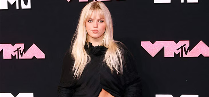 Reneé Rapp Seemingly Shades Sex Lives of College Girls Show in New Song 1