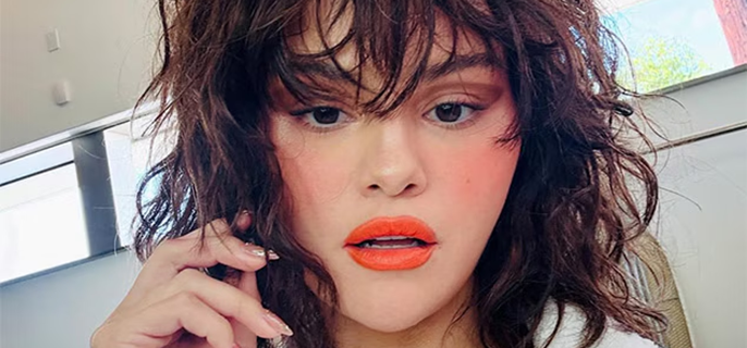 Selena Gomez Unveils Bangin’ New Hair Transformation 1