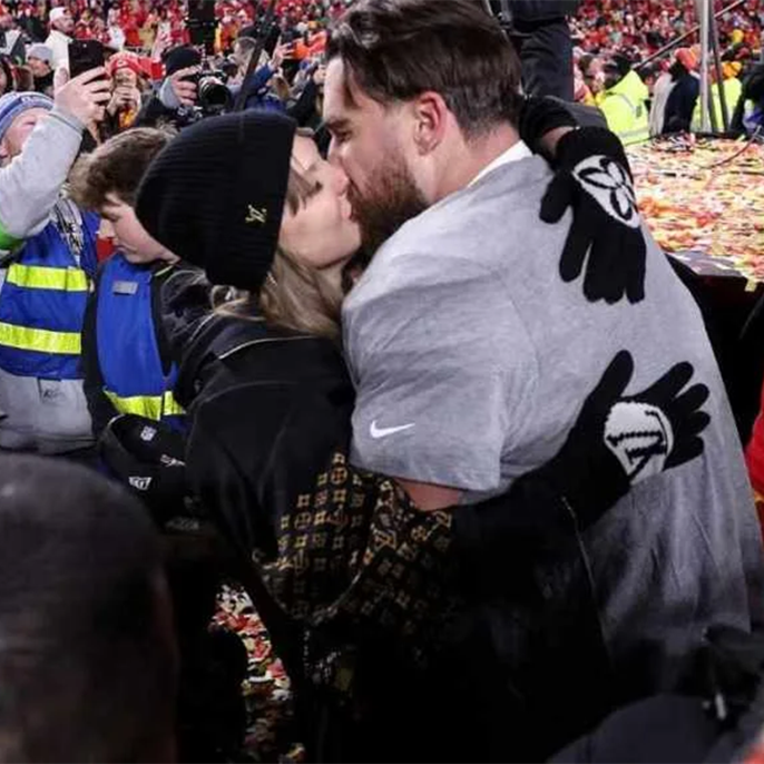 Taylor Swift Was Low-Key at Travis Kelce’s Game for This Reason — Source