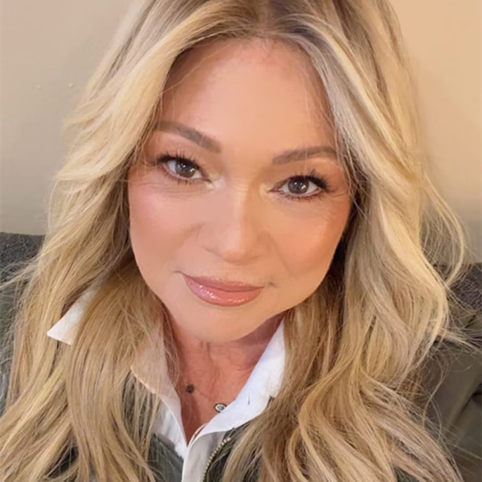 Valerie Bertinelli Debuts Blonde Hair Transformation